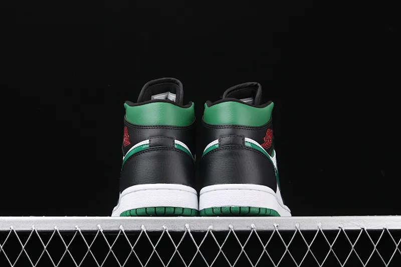 All categories Air Jordan Jordan series basketball shoes Air Jordan 1 Mid Air Jordan 1 Mid AJ1 Joe 1 mid-top black and white green basketball shoes 554724-067